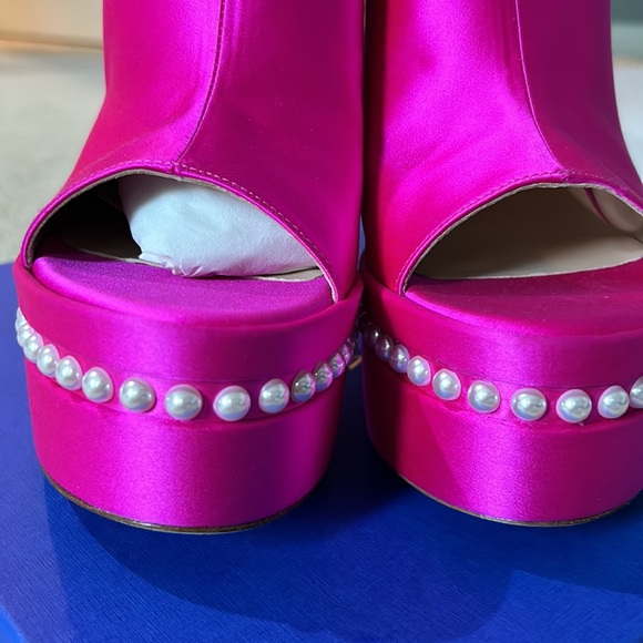 NEW Stuart Weitzman SkyHi satin platform sandals - Picture 8 of 16